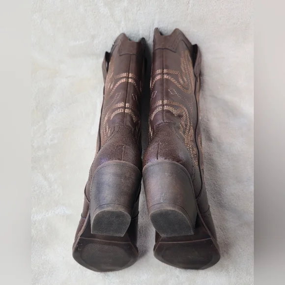 Brown Cowgirl Boots - Picture 7 of 16